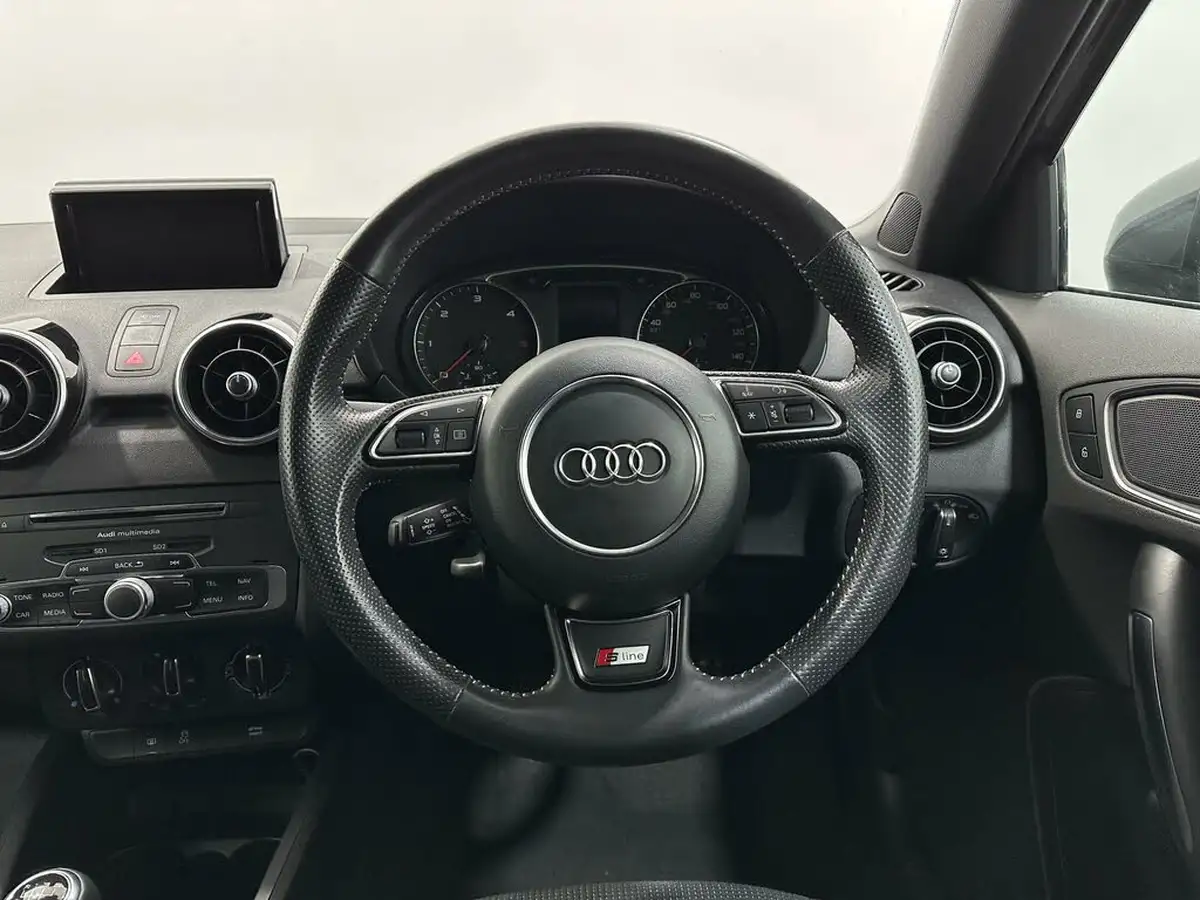 2018-audi-a1-16tdi-s-line-nav-sportback-5d-big-10