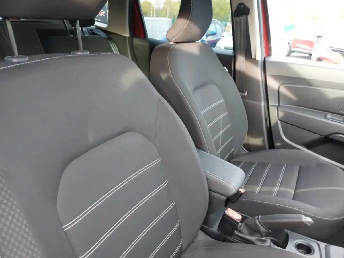 2022-dacia-duster-10-tce-comfort-90hpeu6d-4x2-window-van-big-12