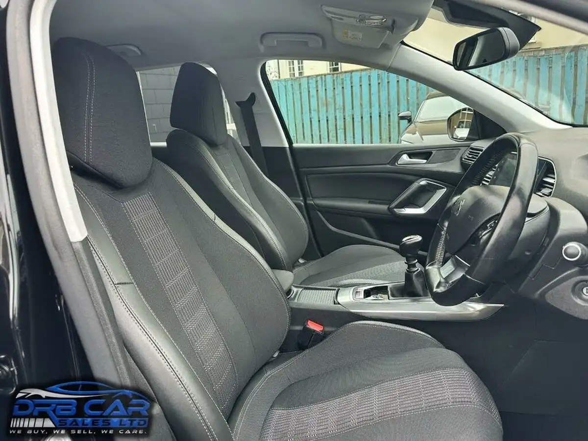 2021-peugeot-308-15-bluehdi-allure-big-25