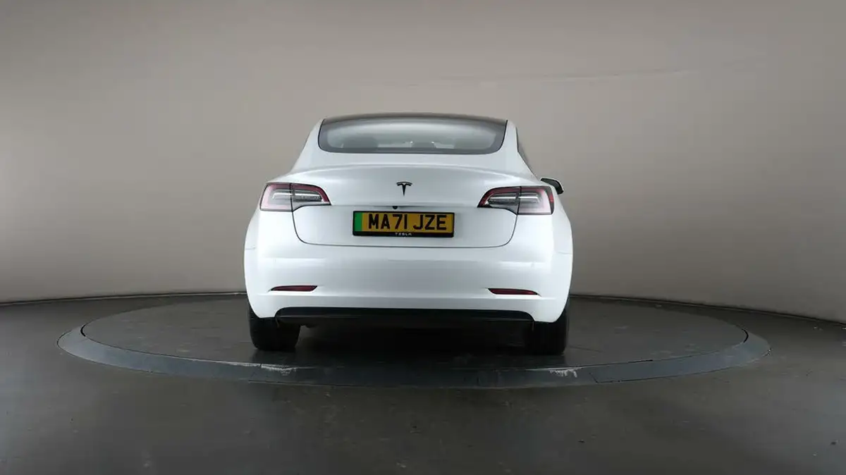 2021-tesla-model-3-e-standard-plus-big-25
