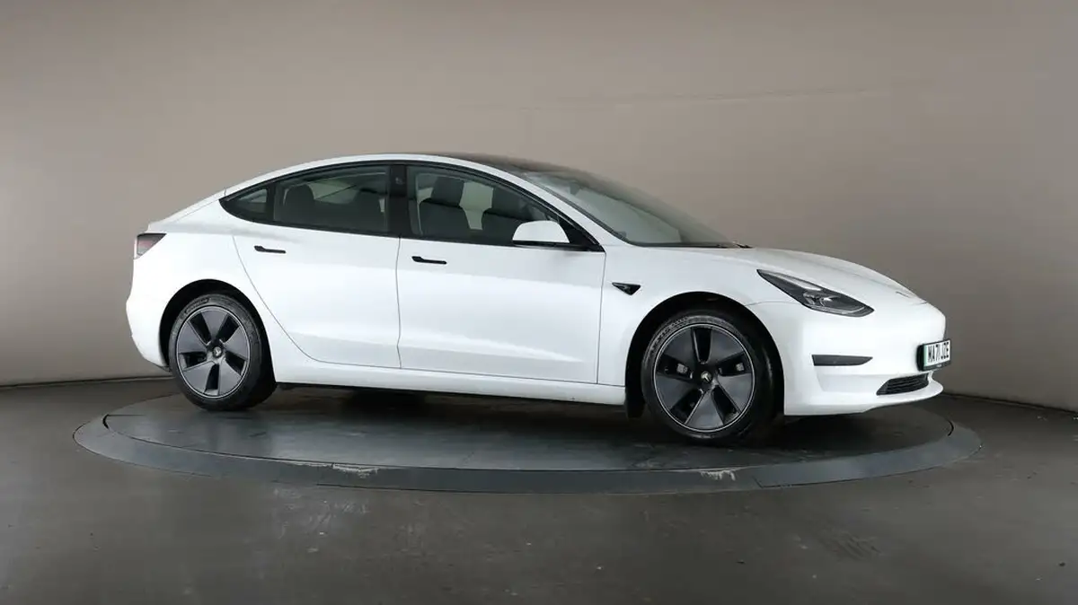 2021-tesla-model-3-e-standard-plus-big-49