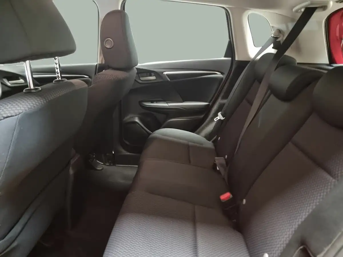 2019-honda-jazz-13-i-vtec-se-navi-big-24