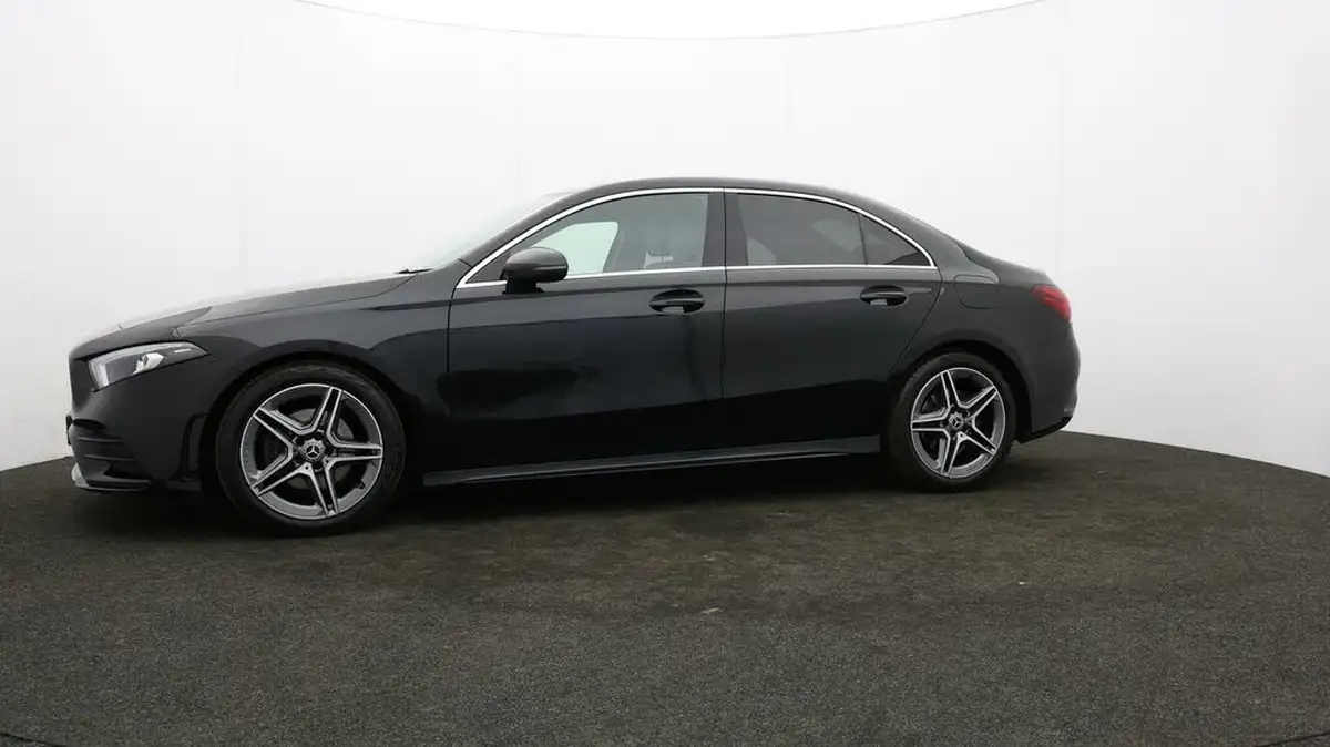 2020-mercedes-benz-a-class-13-a200-amg-line-saloon-4d-7g-dct-big-56