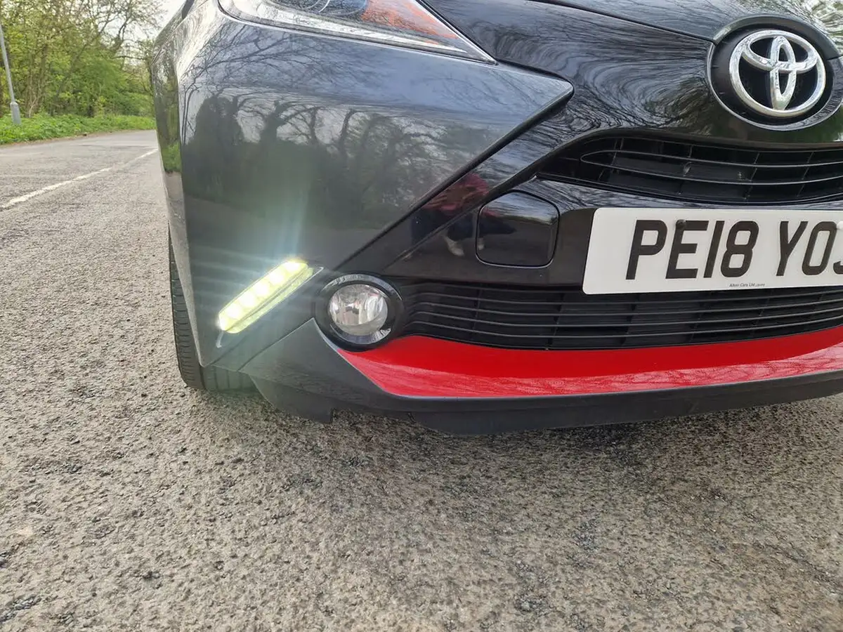 2018-toyota-aygo-10-vvt-i-x-press-71bhp-x-shift-big-7