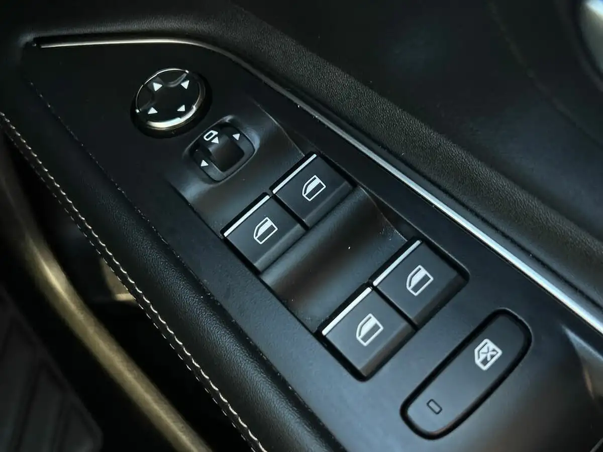 2022-peugeot-3008-suv-16-puretech-gt-premium-225bhp-hybrid-e-eat8-big-17