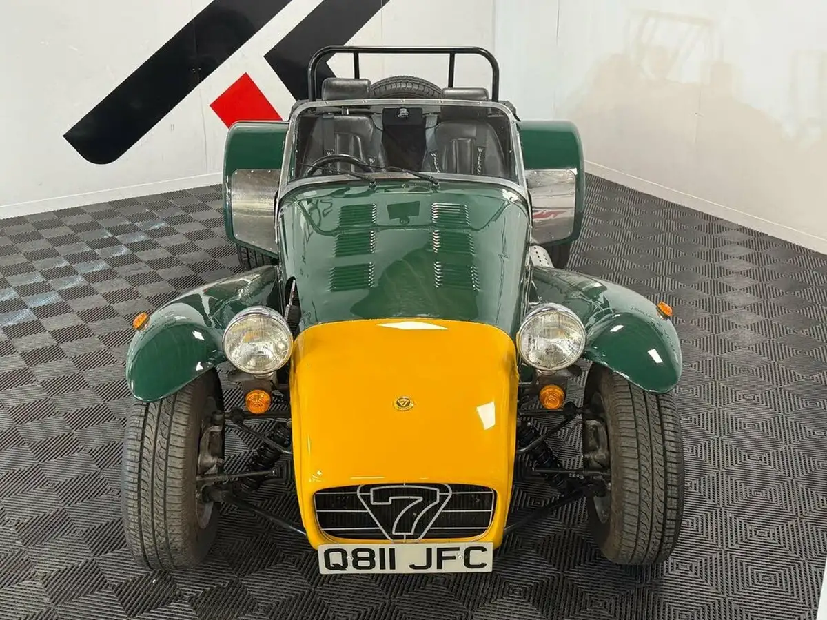 1995-caterham-super-seven-big-2