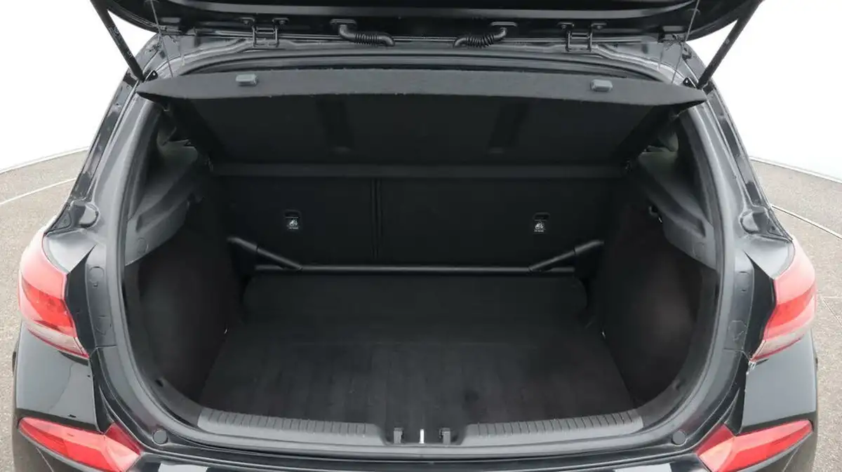 2019-hyundai-i30-n-20-t-gdi-n-performance-fastback-big-17