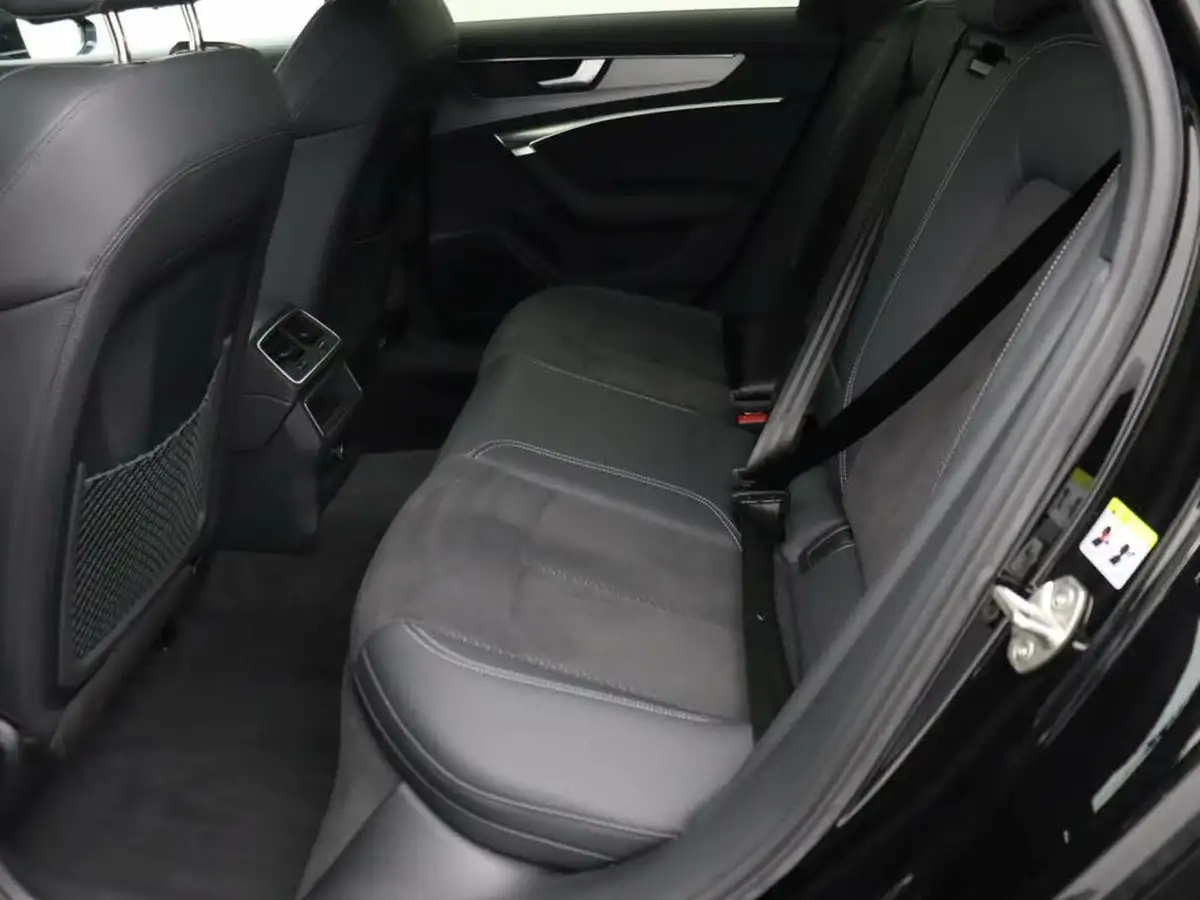 2022-audi-a6-saloon-20-40-tfsi-s-line-big-9
