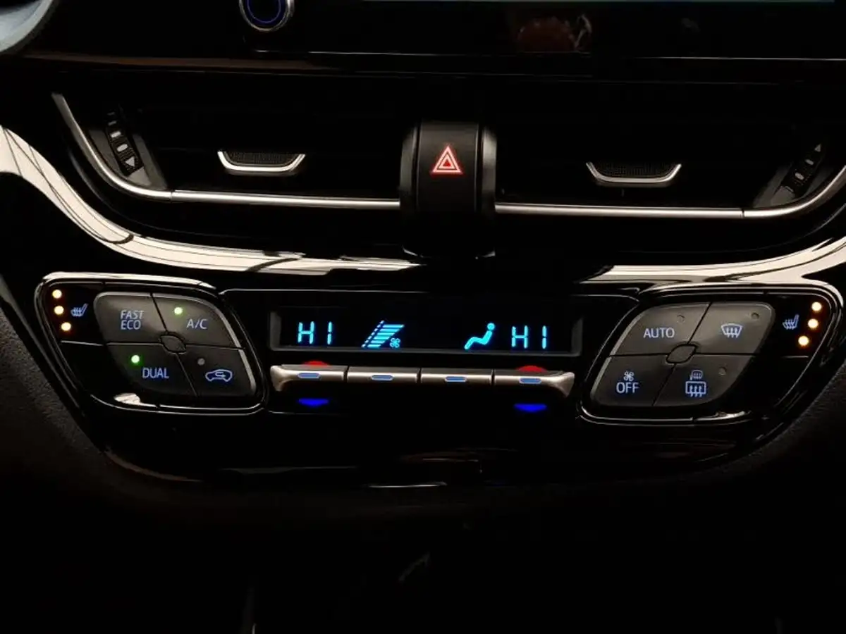 2021-toyota-c-hr-18-vvt-i-design-big-14