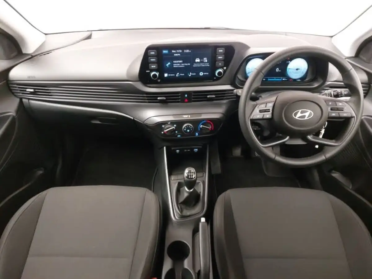 2024-hyundai-i20-10-t-gdi-advance-big-2