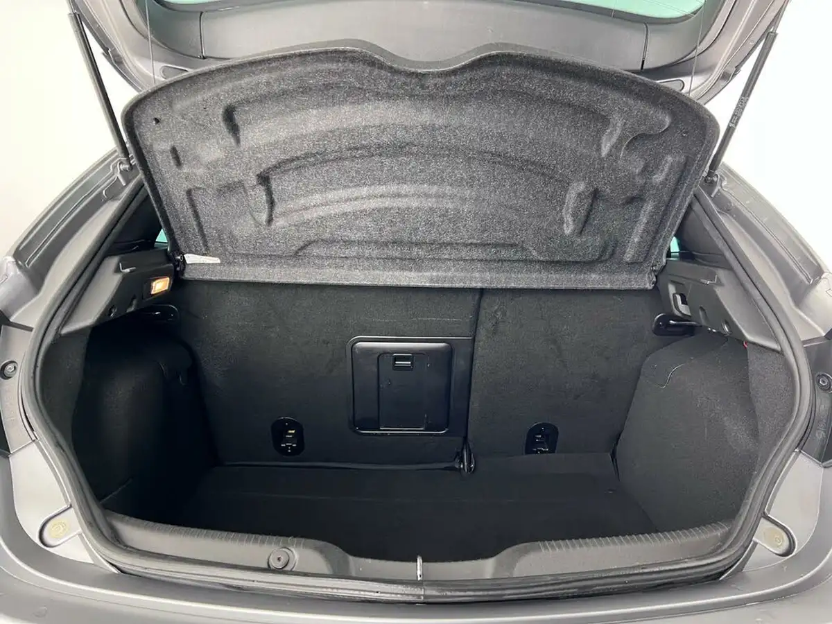2019-alfa-romeo-giulietta-20jtdm-2-veloce-big-7