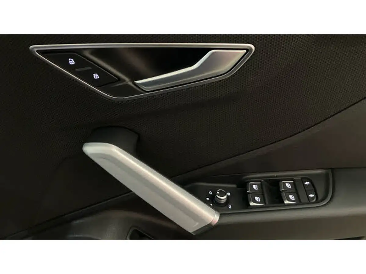 2024-audi-q2-10-30-tfsi-s-line-116ps-big-18