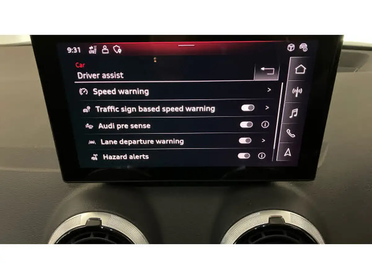 2024-audi-q2-10-30-tfsi-s-line-116ps-big-42