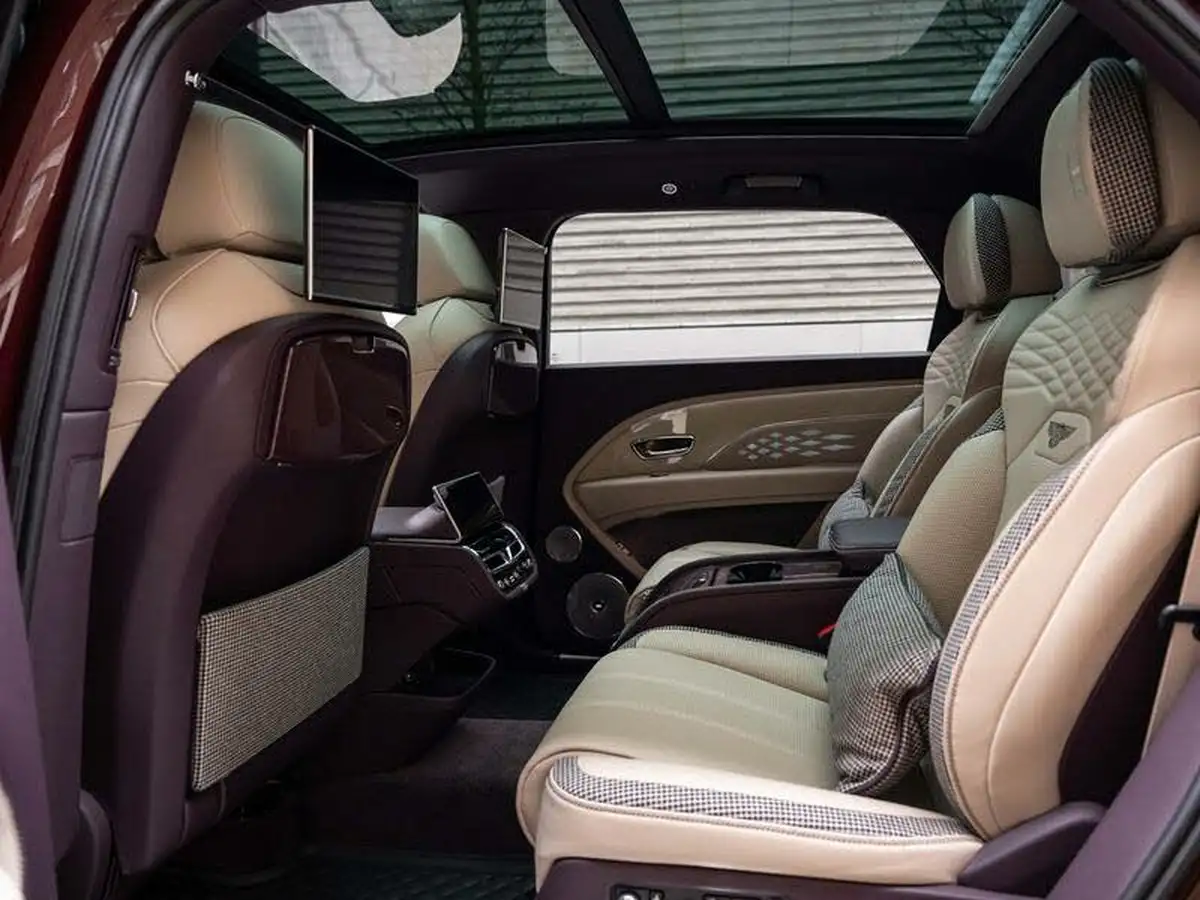 2023-bentley-bentayga-40-v8-extended-wheelbase-azure-big-28