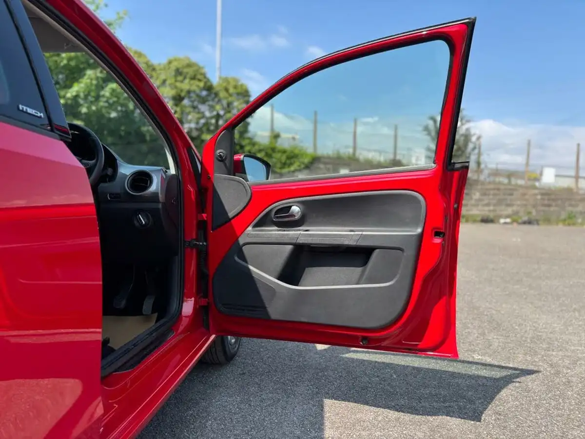 2014-seat-mii-10-i-tech-5d-big-21