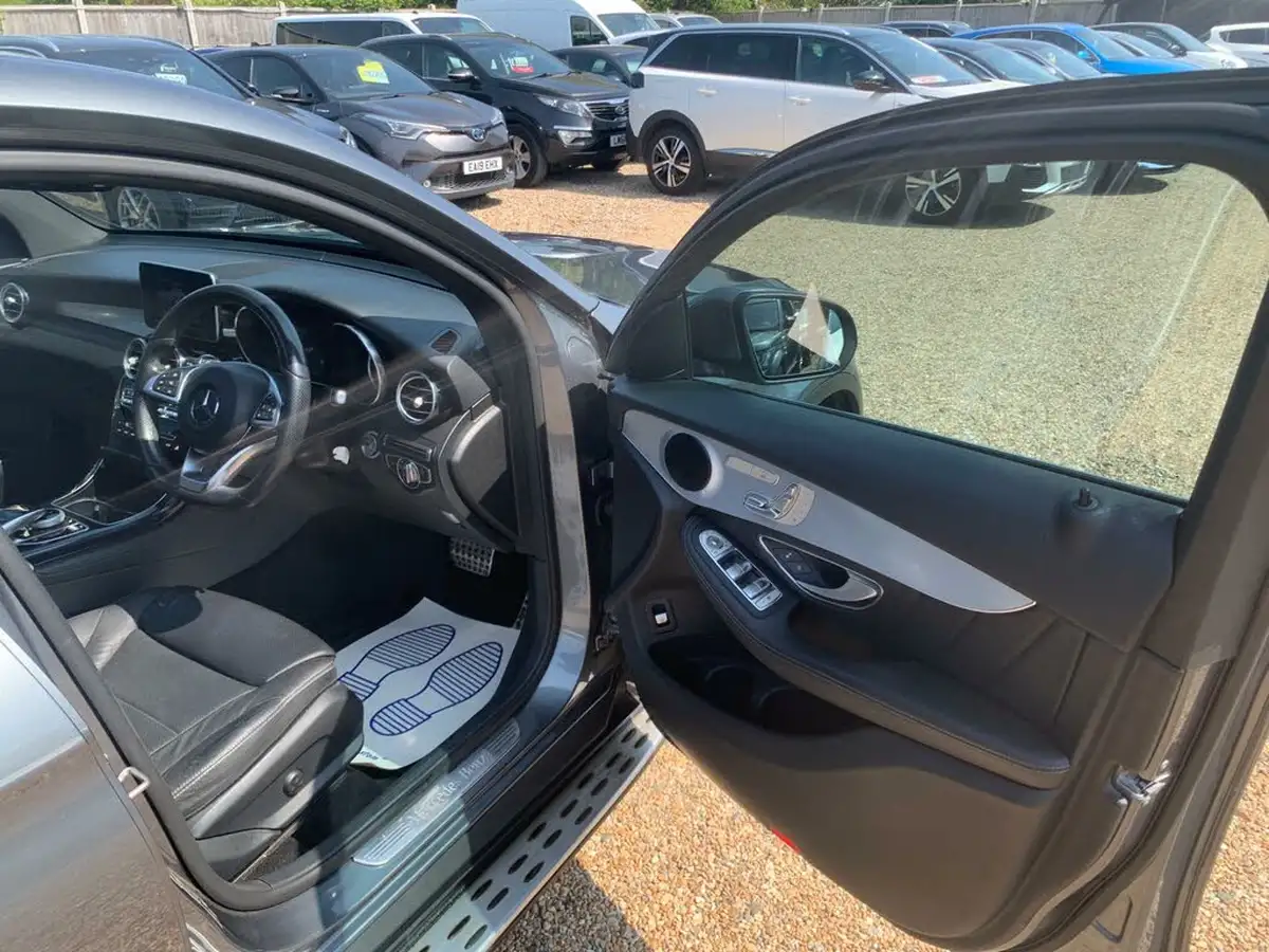 2017-mercedes-benz-glc-class-21d-glc250d-amg-line-premiumss-coupe-4d-big-11