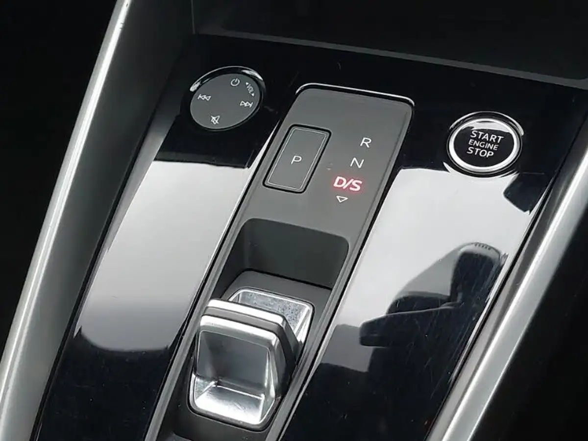 2021-audi-a3-14-40-tfsi-e-s-line-big-14