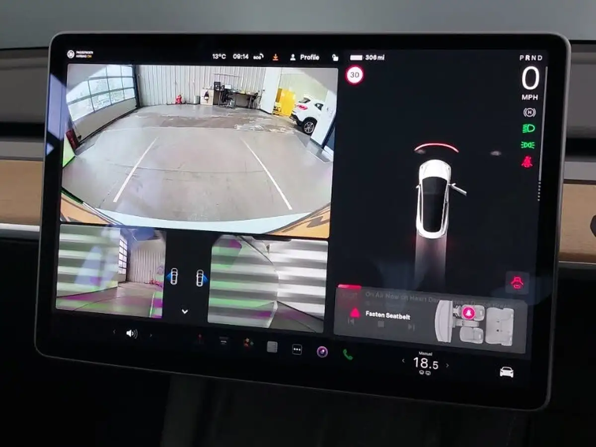 2021-tesla-model-3-e-long-range-4x4-big-10