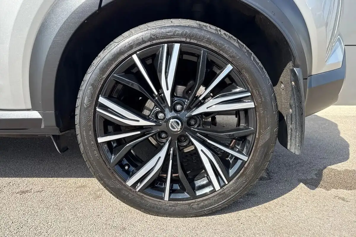 2020-nissan-juke-10-dig-t-tekna-117ps-big-12