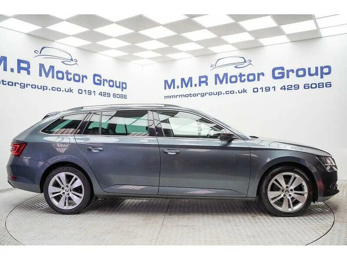 2018-skoda-superb-20tdi-scr-se-l-executive-150ps-estate-dsg-big-8