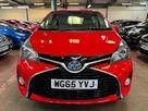 2015-toyota-yaris-15-vvt-i-icon-hybrid-small-1
