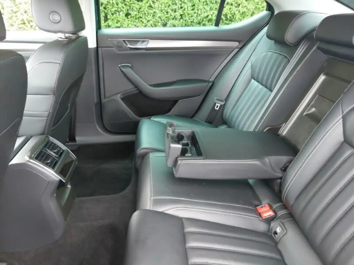 2020-skoda-superb-15-tsi-se-l-hatchback-dsg-big-5