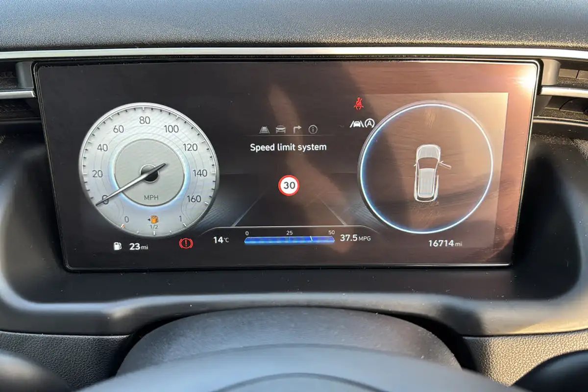 2021-hyundai-tucson-16-t-gdi-ultimate-150ps-big-12