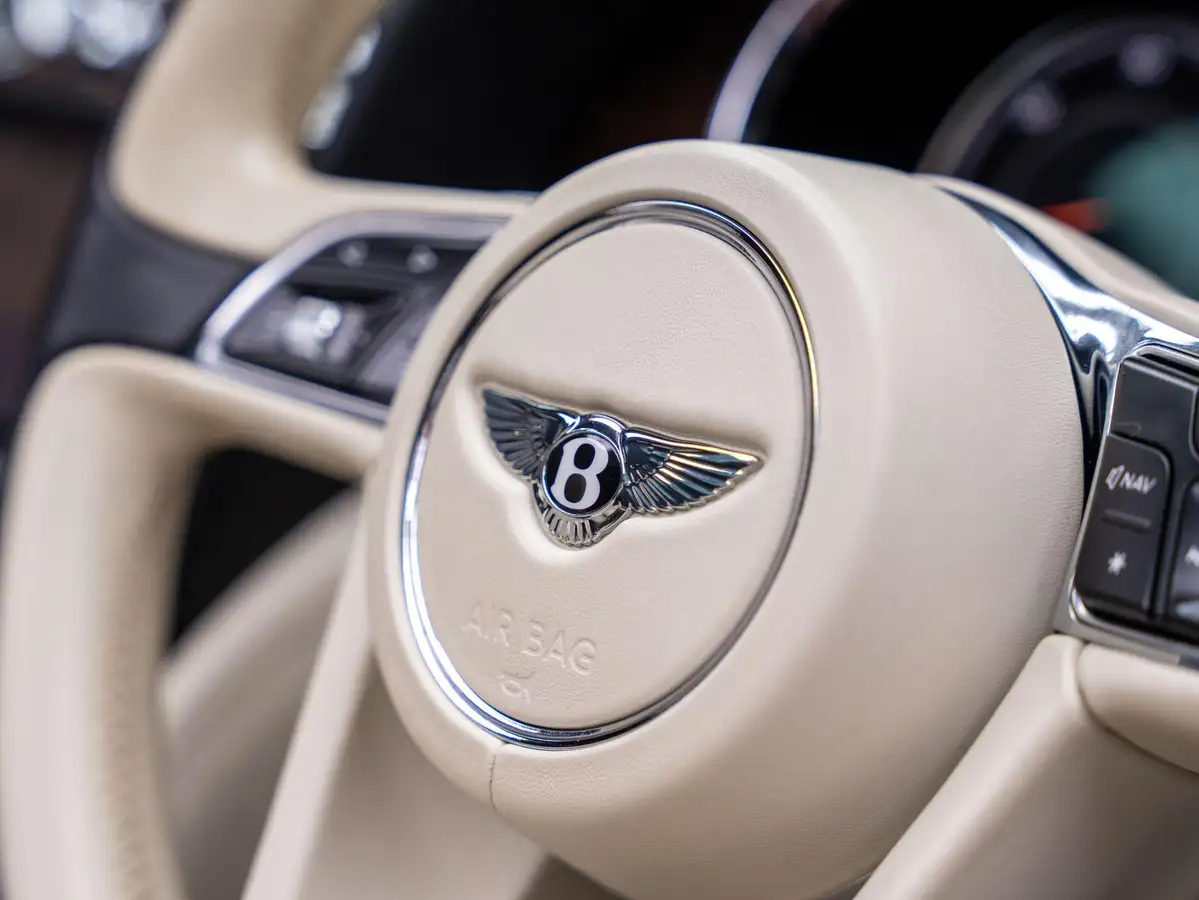 2018-bentley-bentayga-40-diesel-big-34