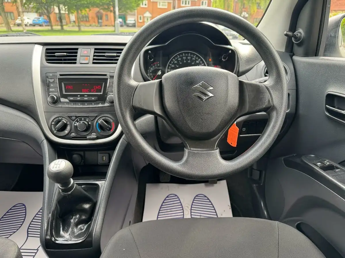 2017-suzuki-celerio-10-sz2-big-9