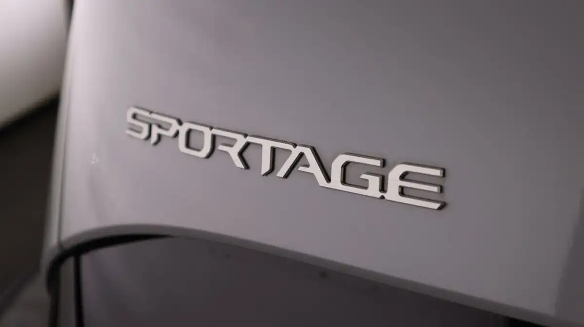 2022-kia-sportage-16-t-gdi-gt-line-s-261bhp-awd-phev-1598cc-auto-big-19