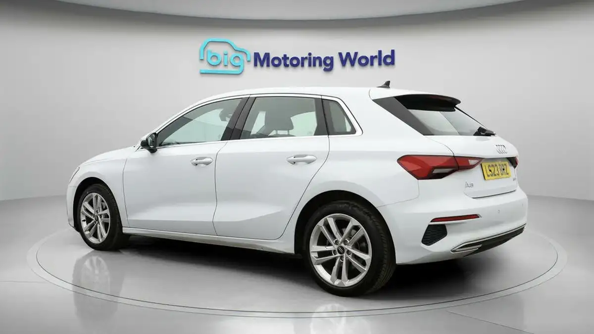 2023-audi-a3-15-35-tfsi-sportback-5d-s-tronic-big-4