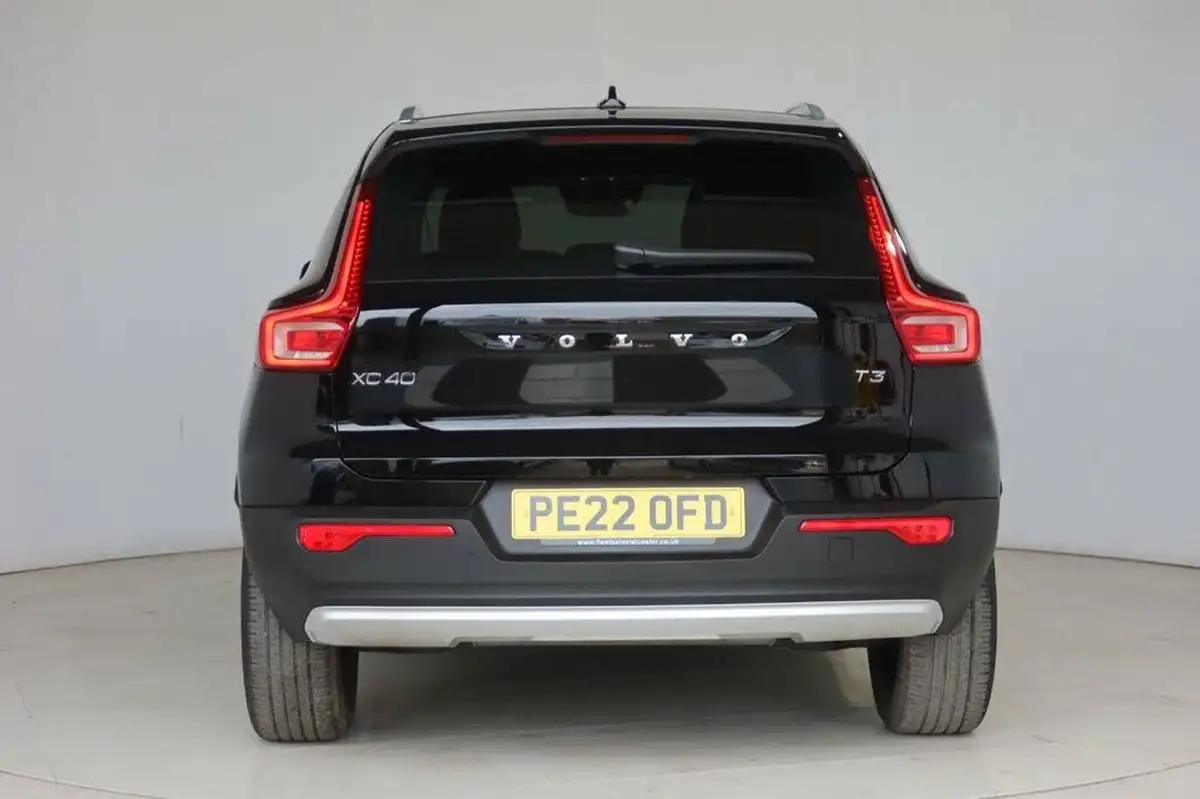 2021-volvo-xc40-15-t3-inscription-161bhp-auto-big-5