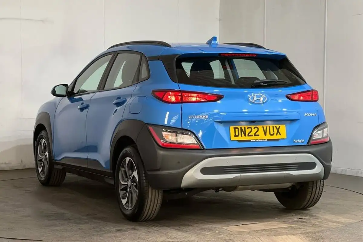 2022-hyundai-kona-16-gdi-se-connect-big-14