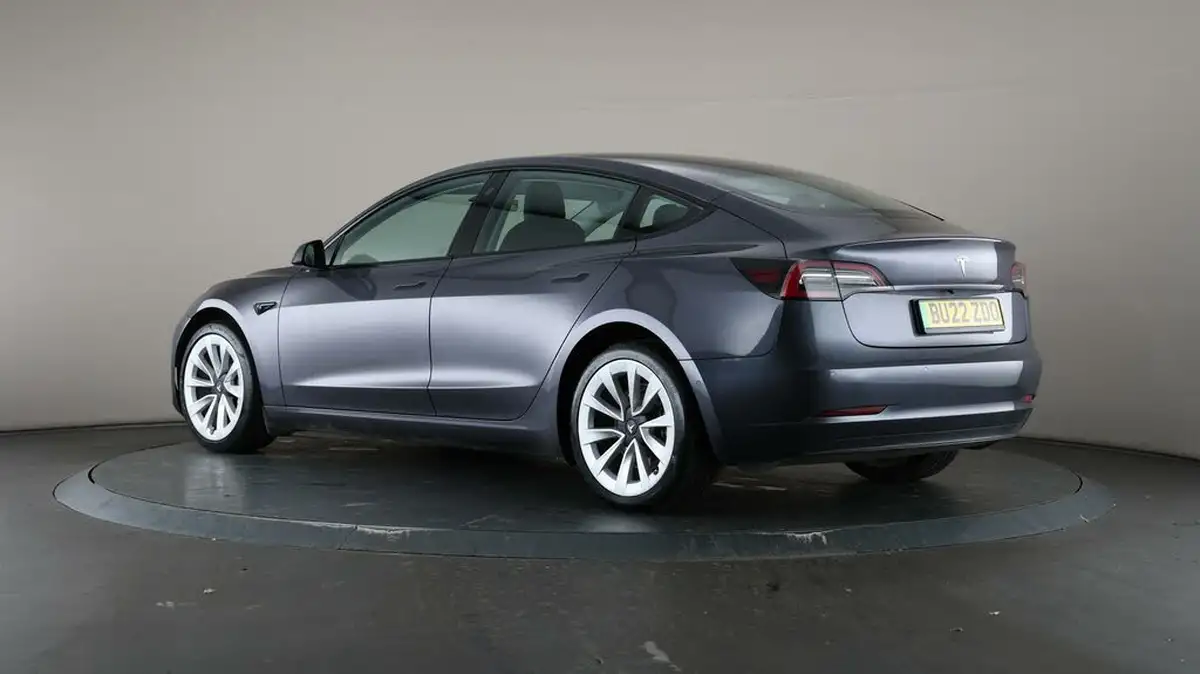 2021-tesla-model-3-e-standard-plus-big-5