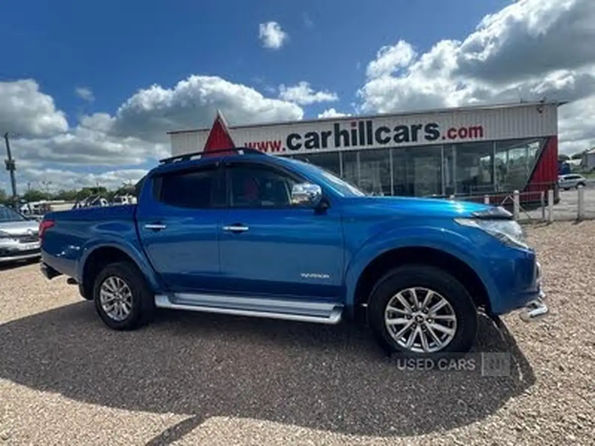 2019-mitsubishi-l200-24di-d-warrior-eu6b-big-0