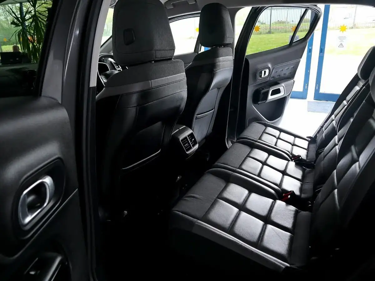 2019-citroen-c5-aircross-12-puretech-flair-big-18