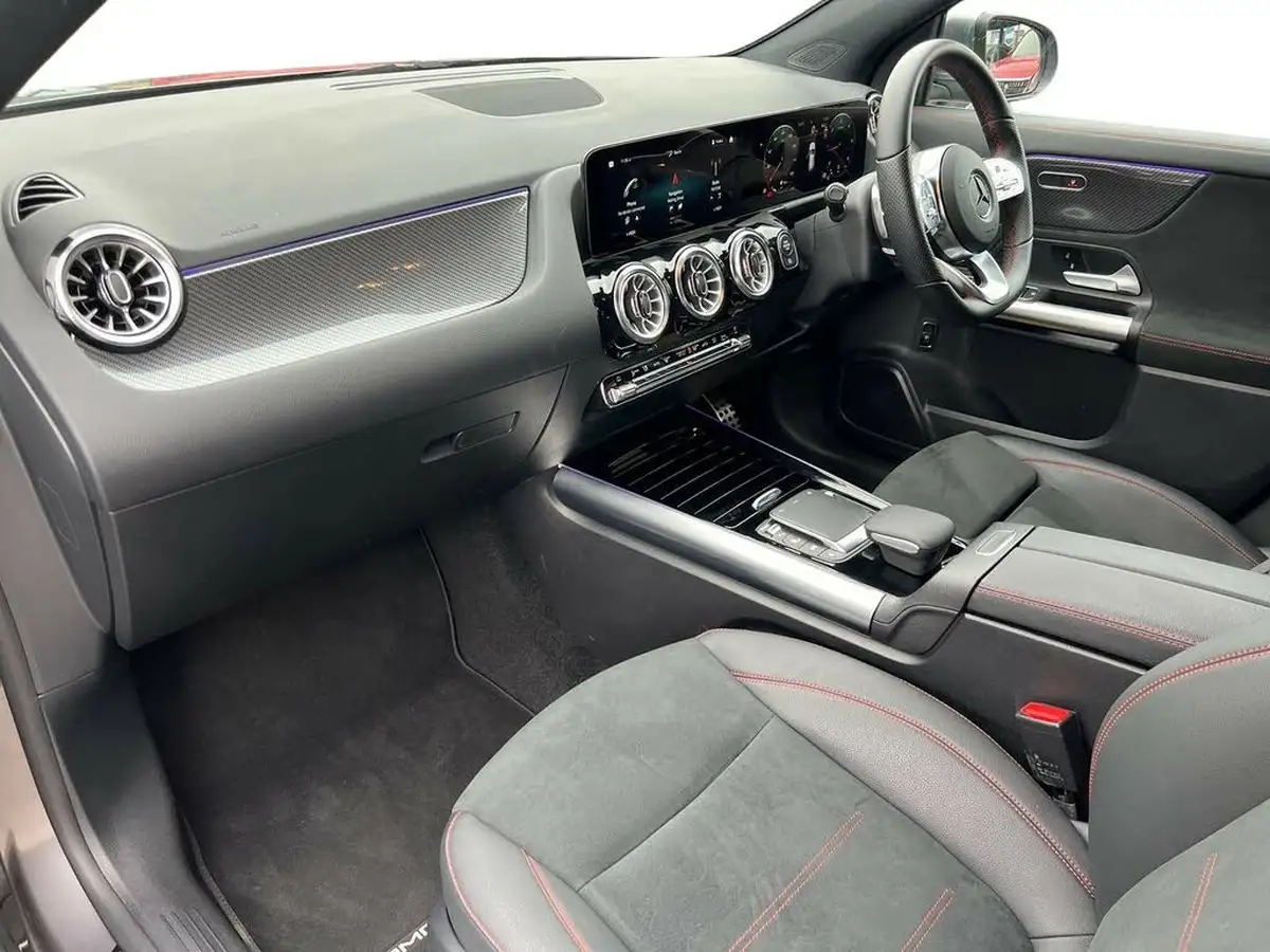 2023-mercedes-benz-gla-class-20d-gla-220d-amg-line-premium-station-wagon-big-5