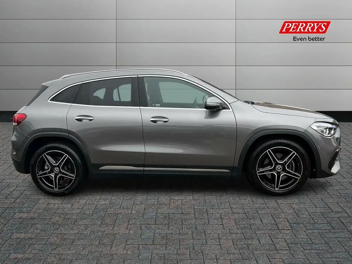 2023-mercedes-benz-gla-class-20d-gla-220d-amg-line-premium-station-wagon-big-2