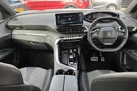 2023-peugeot-3008-suv-12-puretech-allure-premium-eat8-small-7