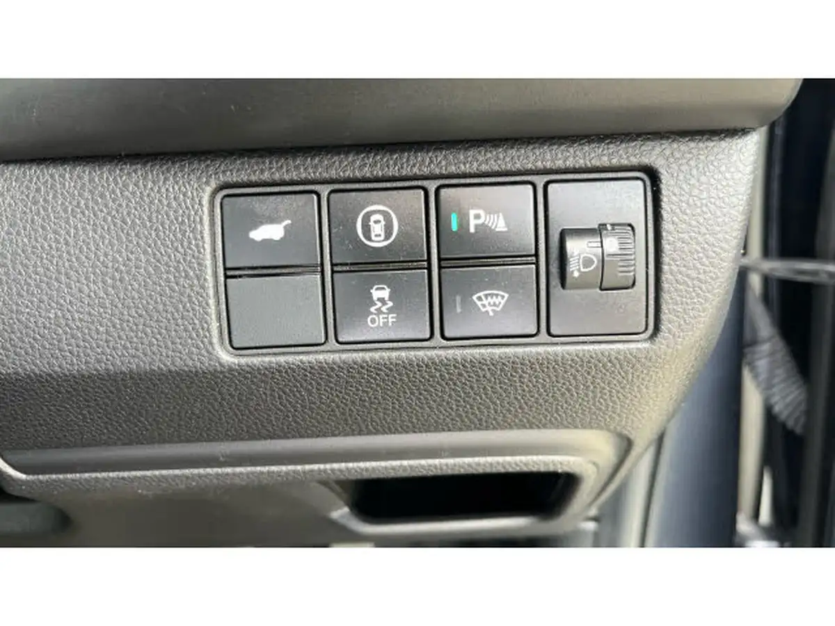 2023-honda-hr-v-15-i-mmd-advance-big-26