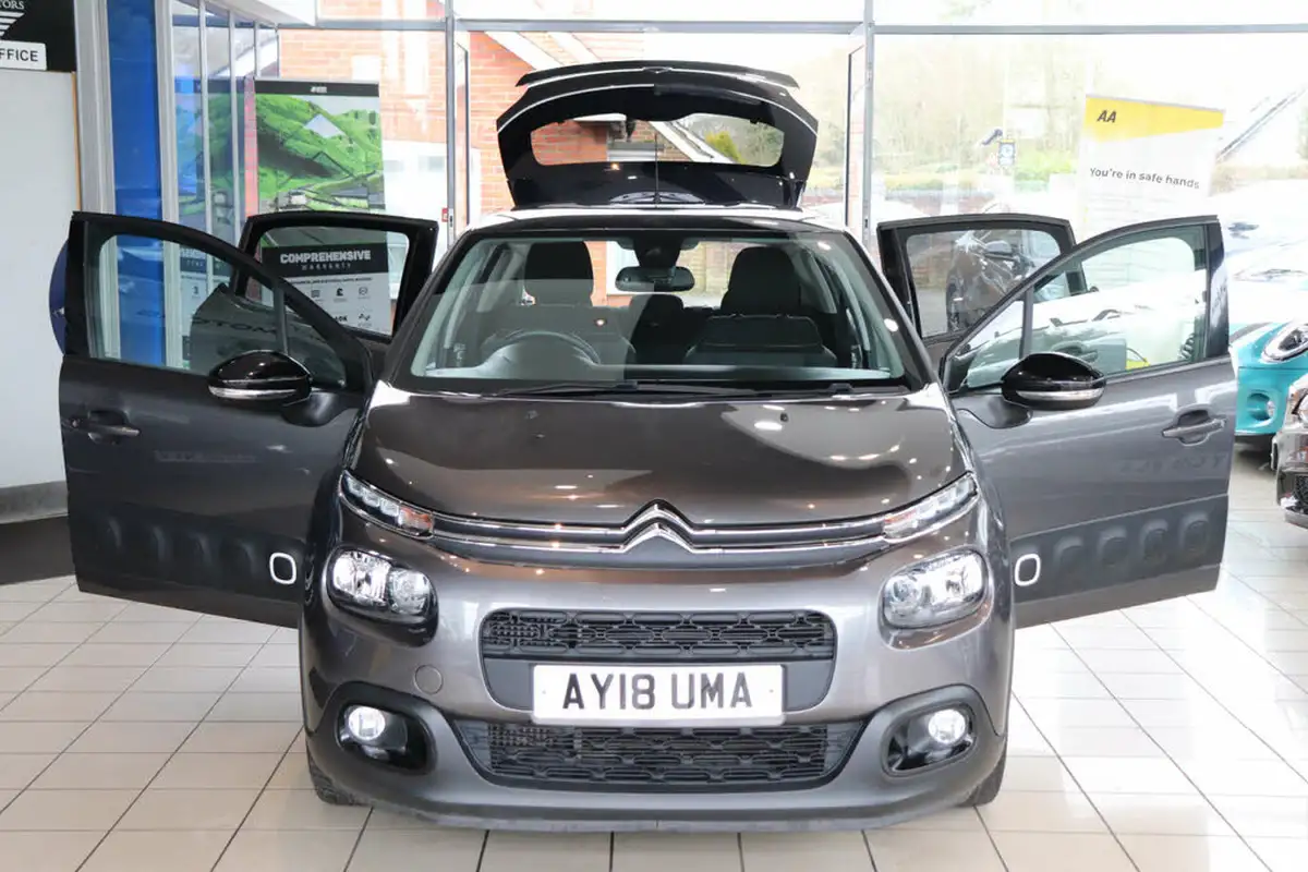 2018-citroen-c3-12-puretech-flair-110ps-ss-eat6-big-11