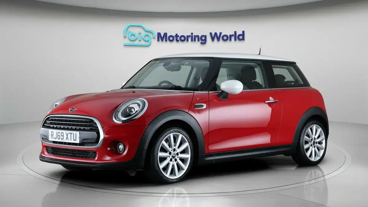 2020-mini-cooper-15-cooper-classic-hatchback-3d-big-3