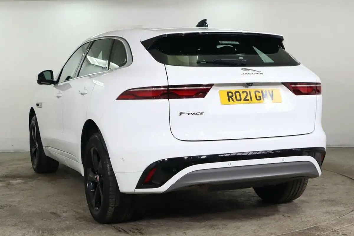 2021-jaguar-f-pace-20-d200-r-dynamic-s-mhev-big-3