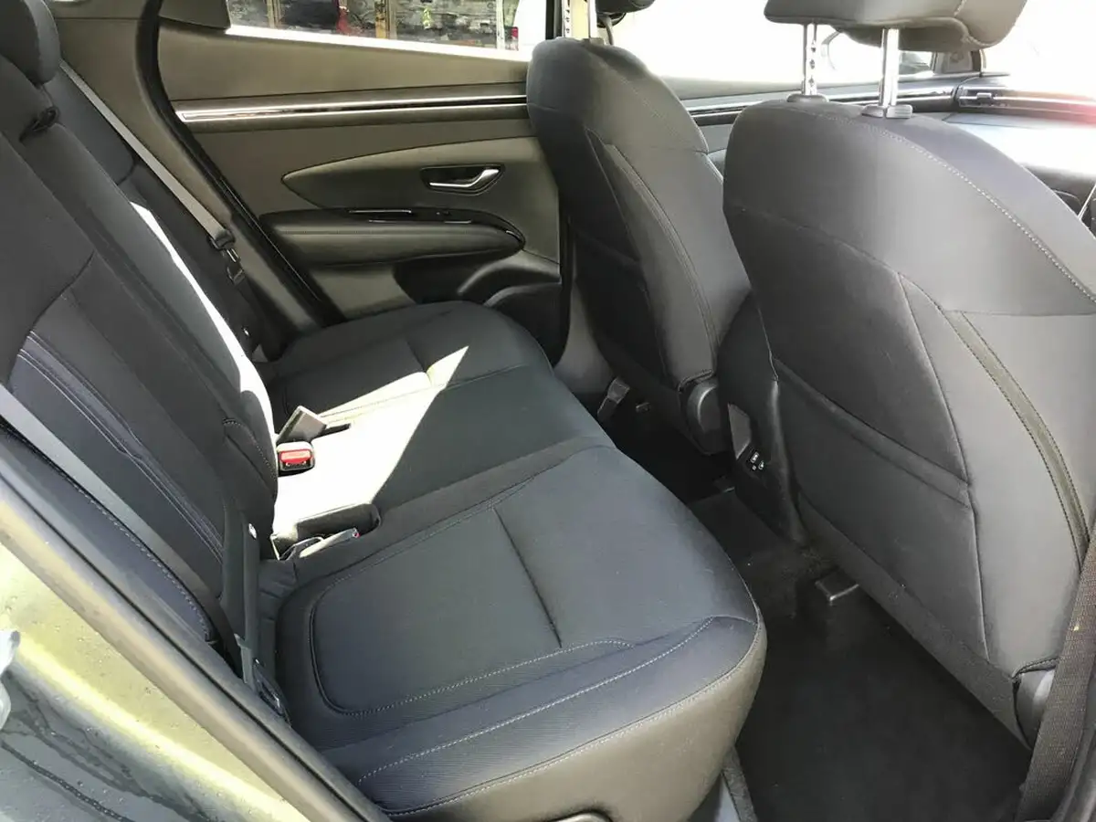 2023-hyundai-tucson-16-t-gdi-premium-150ps-big-13