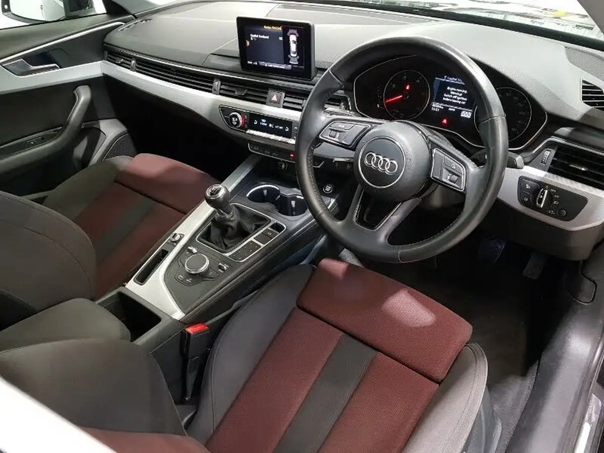 2017-audi-a4-20tdi-ultra-sport-190ps-big-16