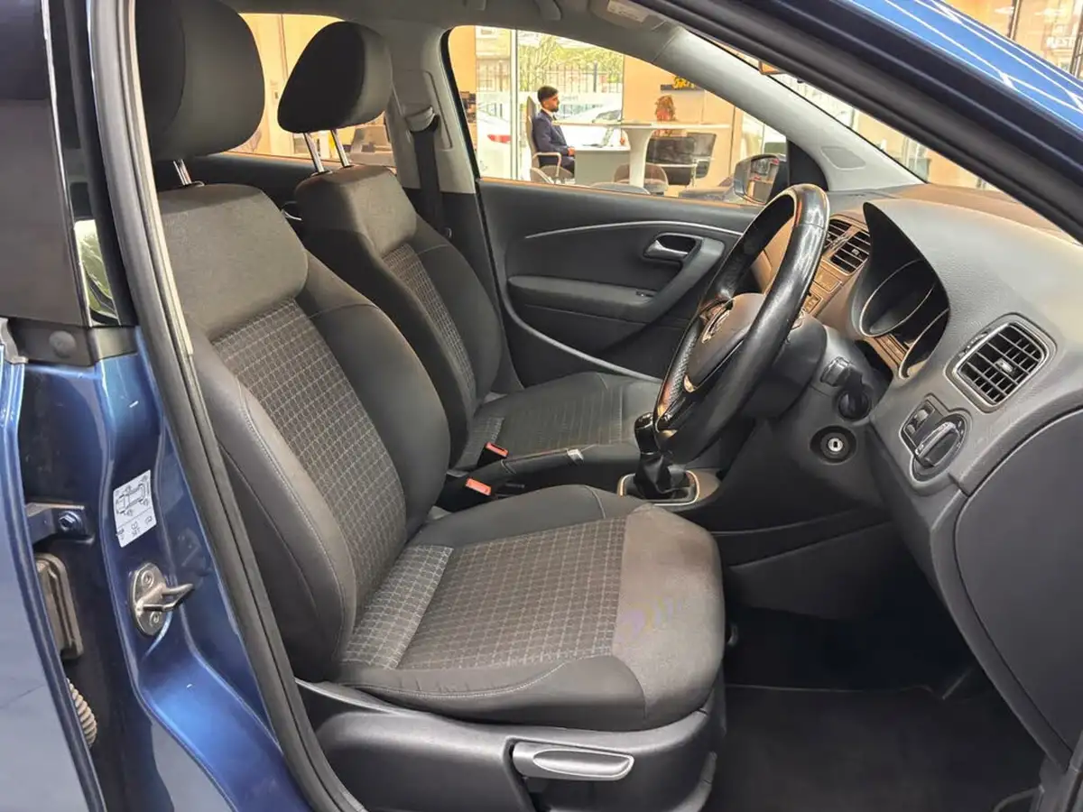 2016-volkswagen-polo-10-se-60ps-5d-big-29