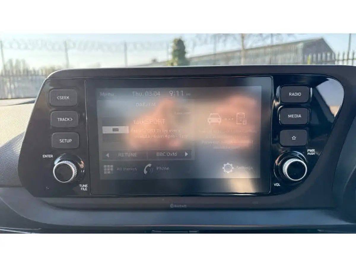 2021-hyundai-i20-10-t-gdi-se-connect-eclutch-imt-big-11