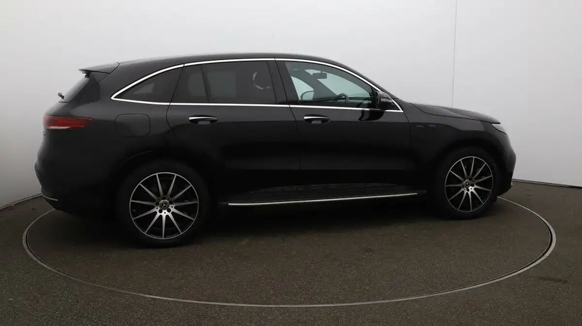 2021-mercedes-benz-eqc-e-eqc-400-amg-line-big-43