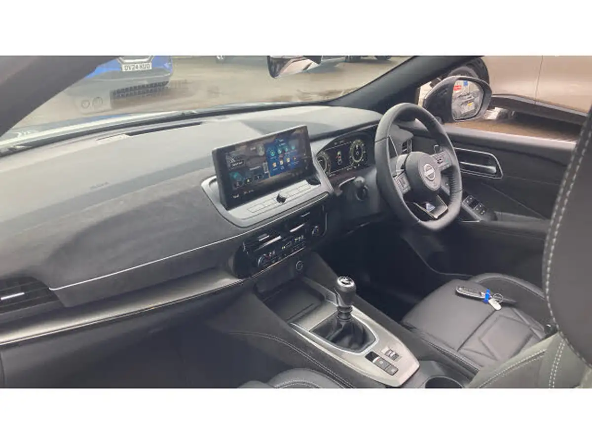 2024-nissan-qashqai-13-dig-t-n-design-158ps-big-8