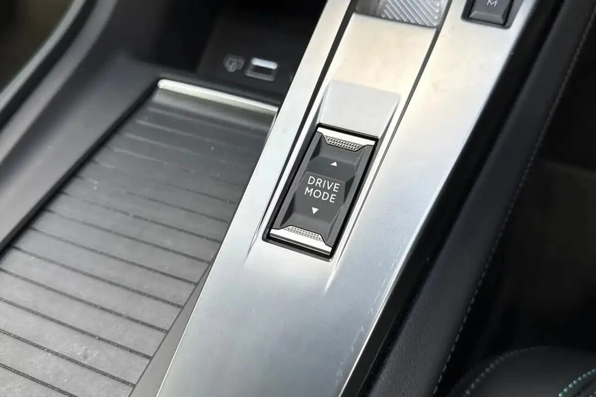 2023-peugeot-408-12-puretech-allure-premium-big-54